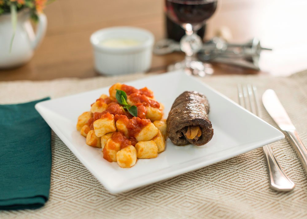 Saborosas combinações - Gnocchi ao sugo com bracciola